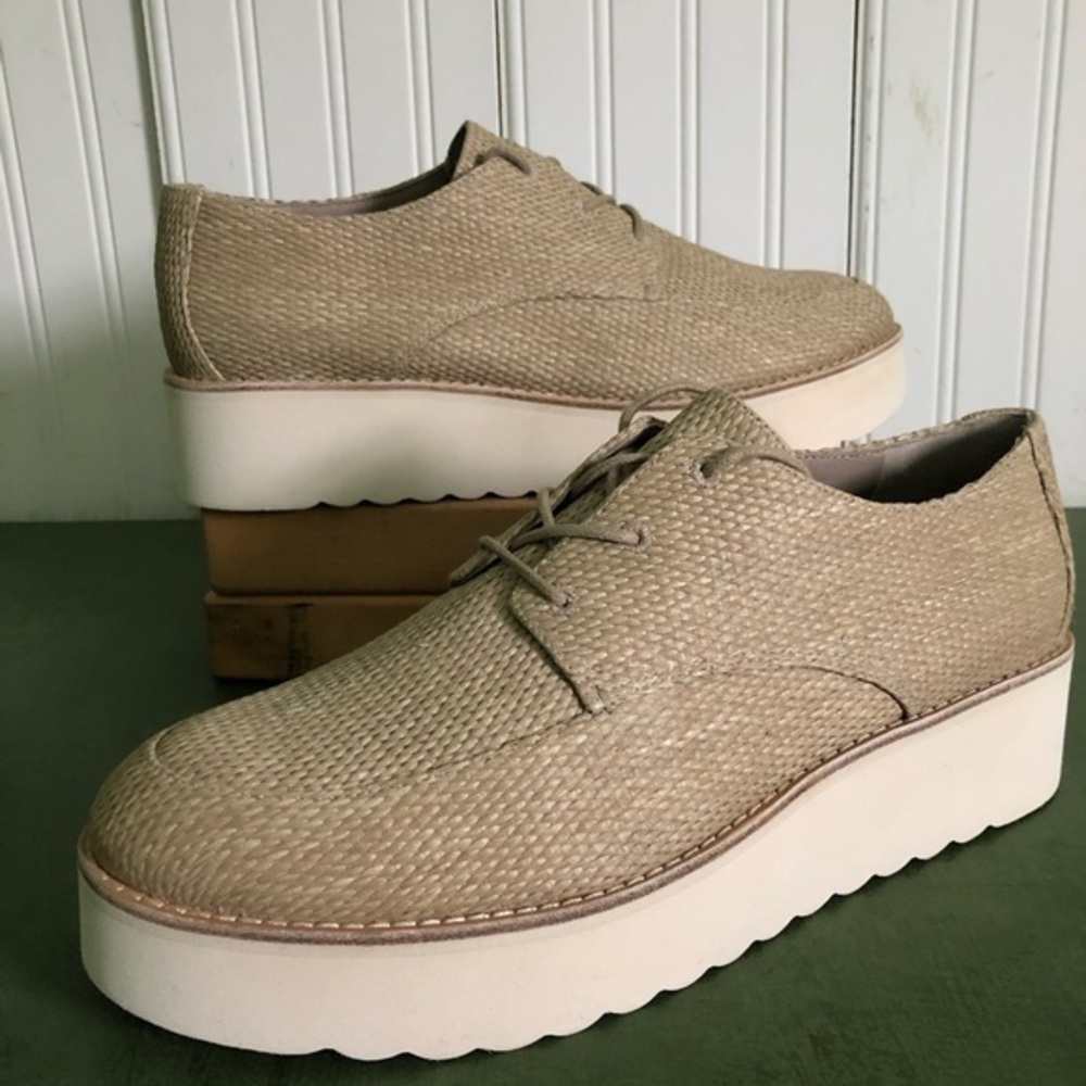 Vince NWT ZINA Casual Platform Sneakers in Raffia